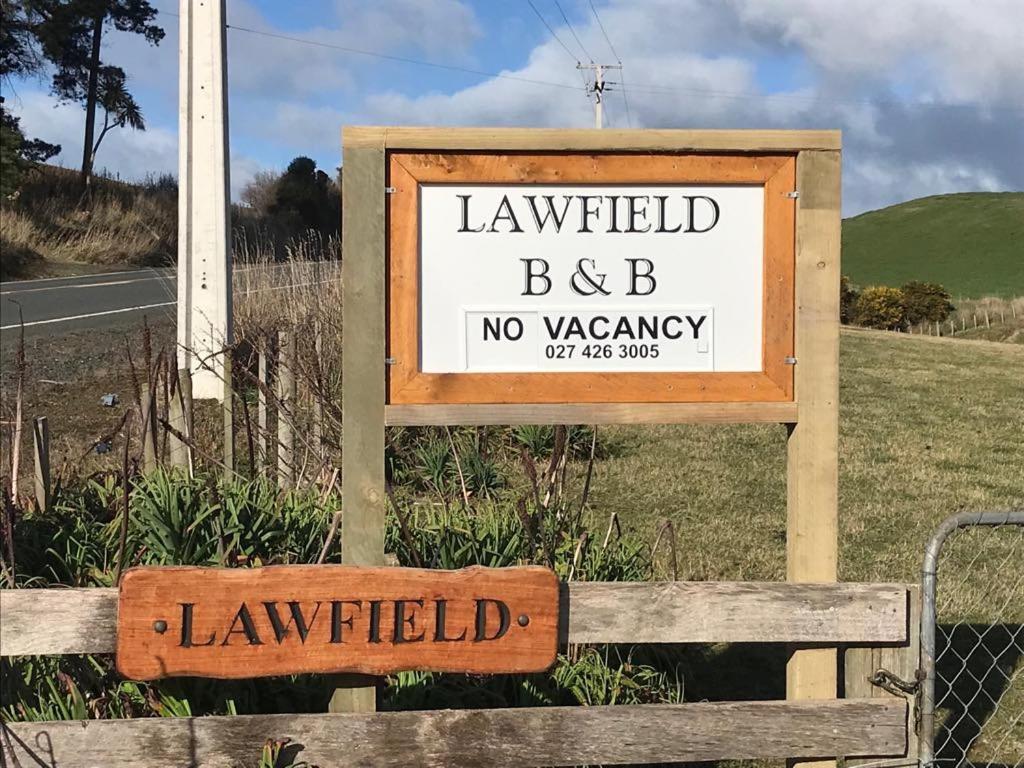Lawfield Bed & Breakfast Glenomaru Exterior photo